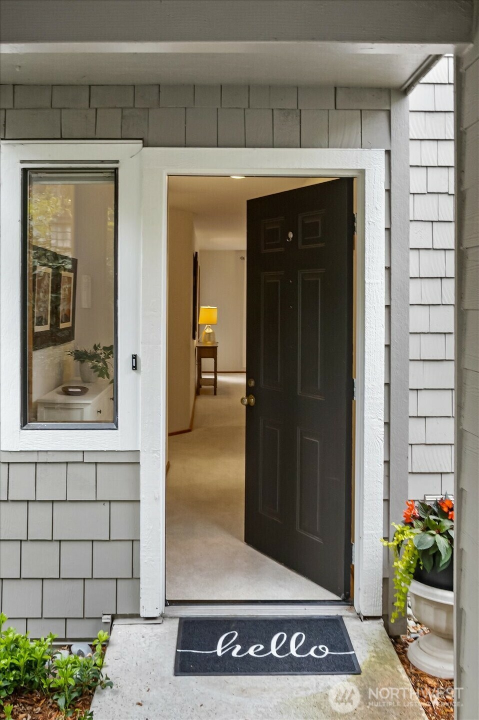 Property Photo:  4149  220th Place SE 1052  WA 98029 