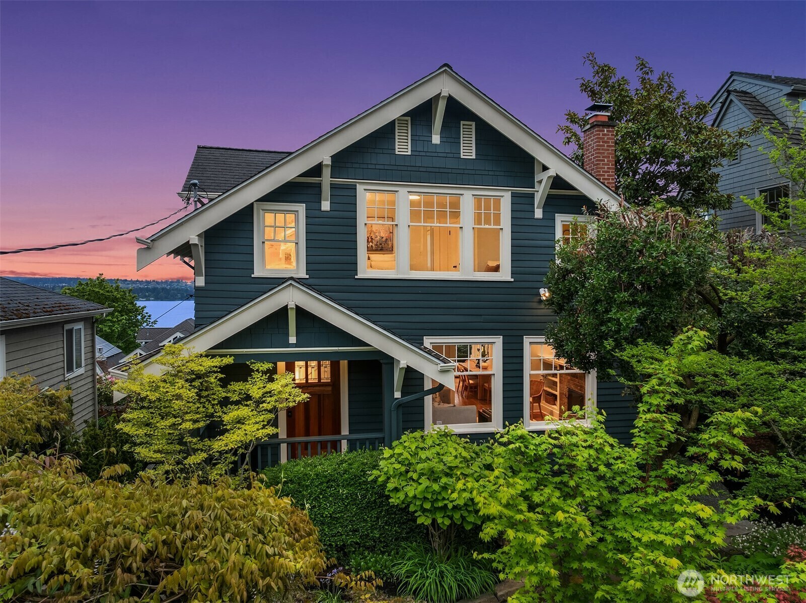 Property Photo: 1516 37th Avenue WA 98122