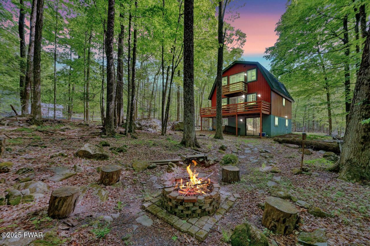 Property Photo: 3538 Chestnut Hill Drive PA 18436