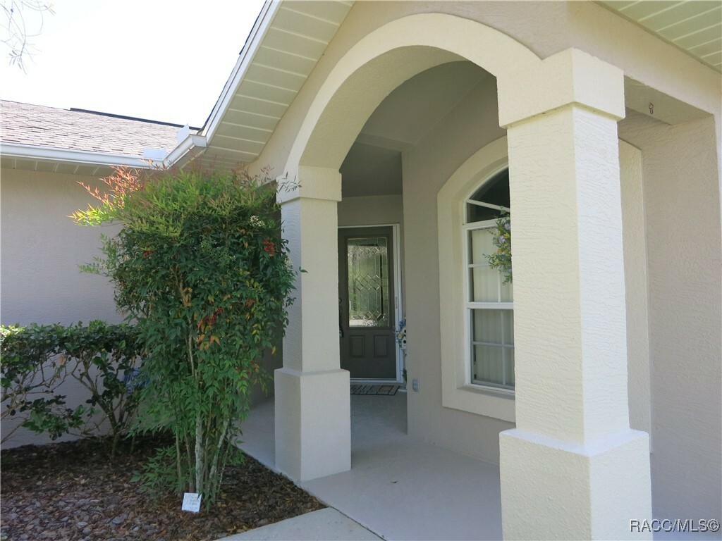 Property Photo: 1799 W Shanelle Path FL 34461