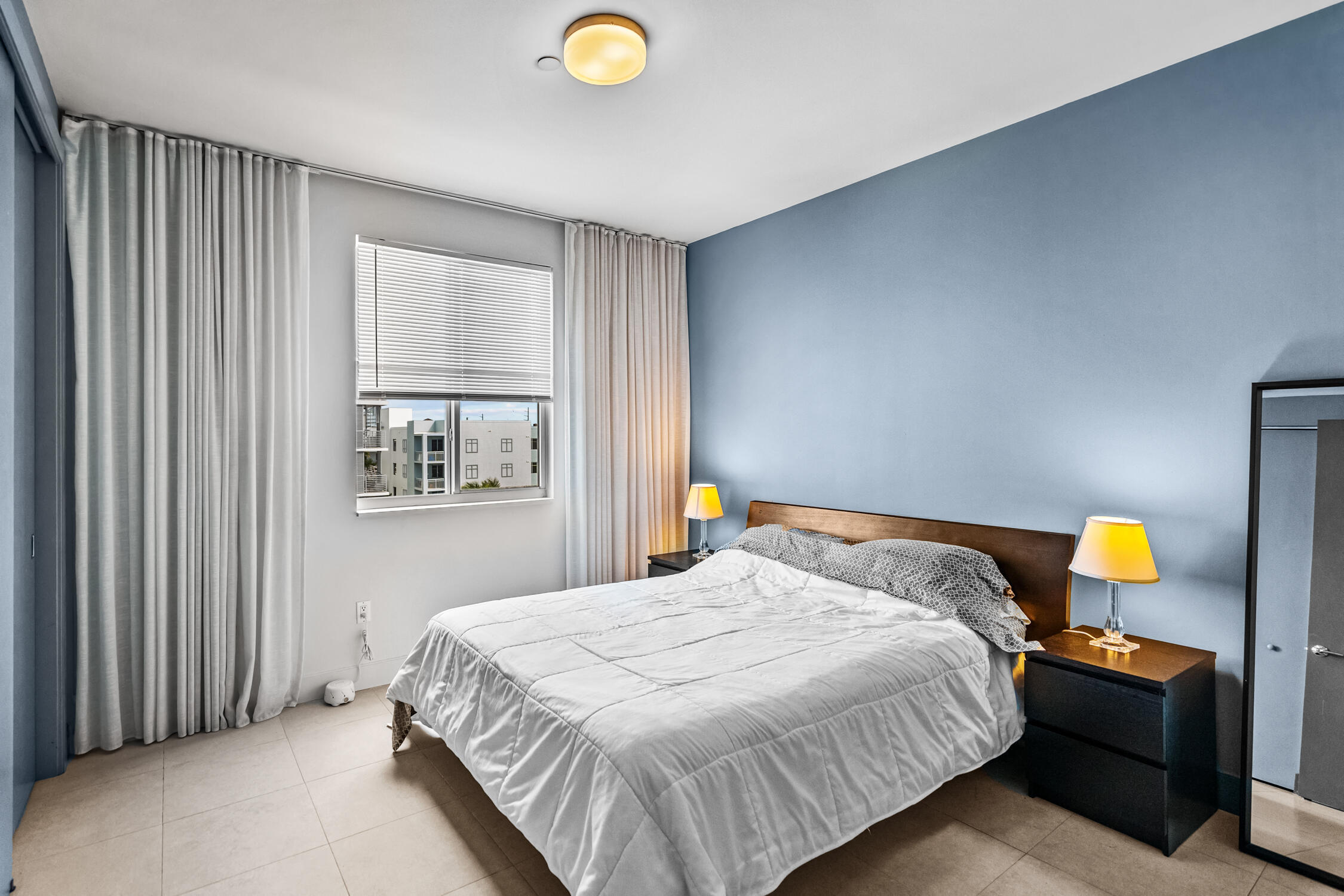 Property Photo: 111 SE 2nd Street 401 FL 33444