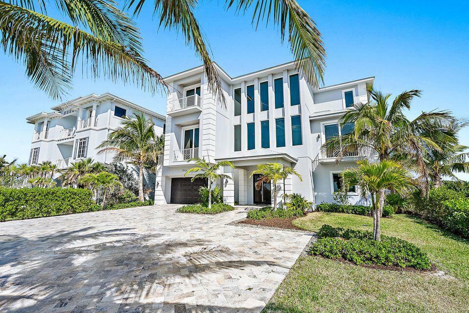 Property Photo: 7916 S Ocean Drive FL 34957