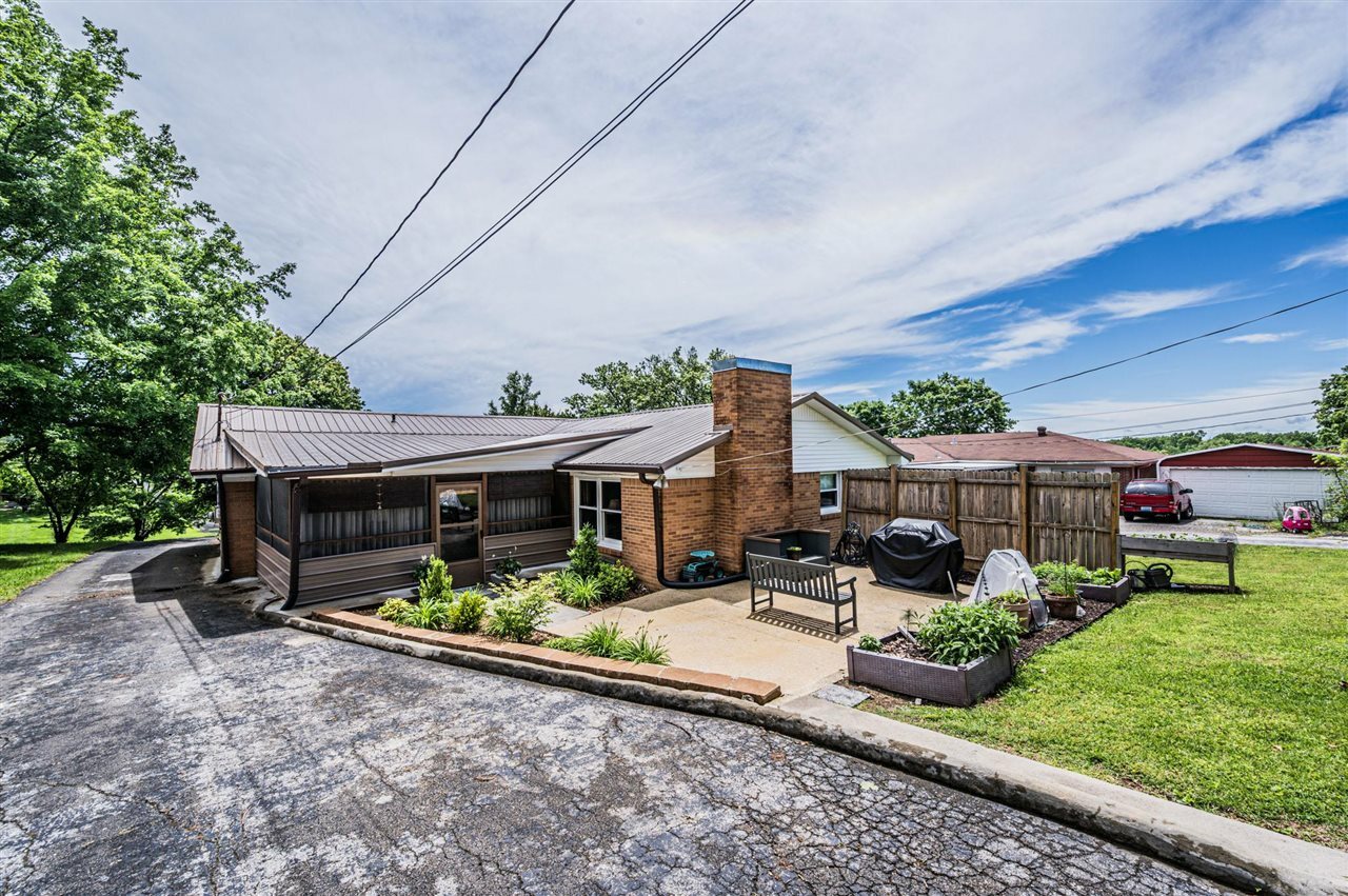 Property Photo: 102 Green Hills Drive KY 42141
