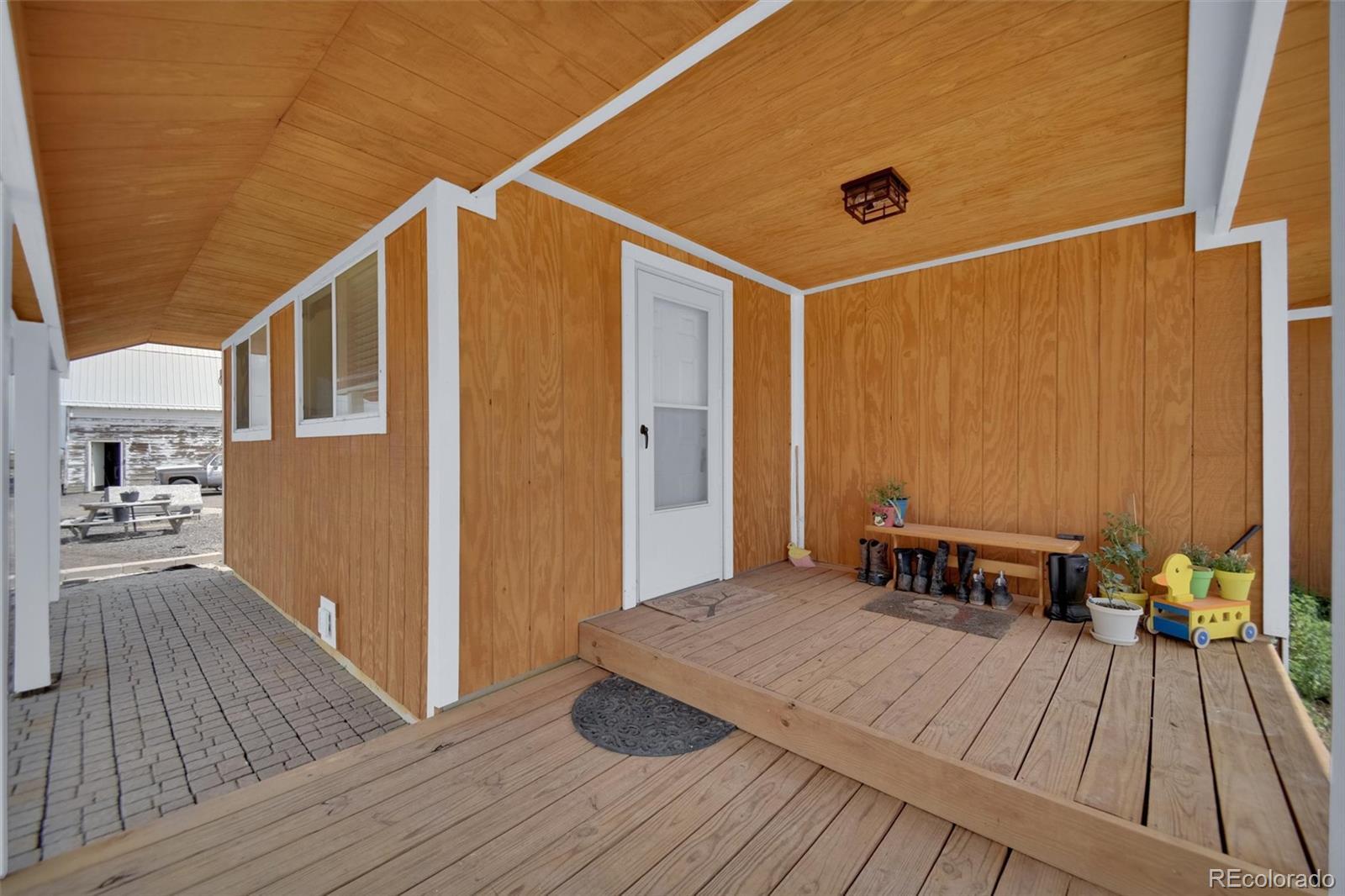 Property Photo: 7013 County Road 69 CO 80643