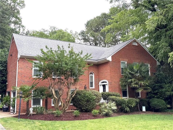 705 Marlbank Dr  Yorktown VA 23692 photo