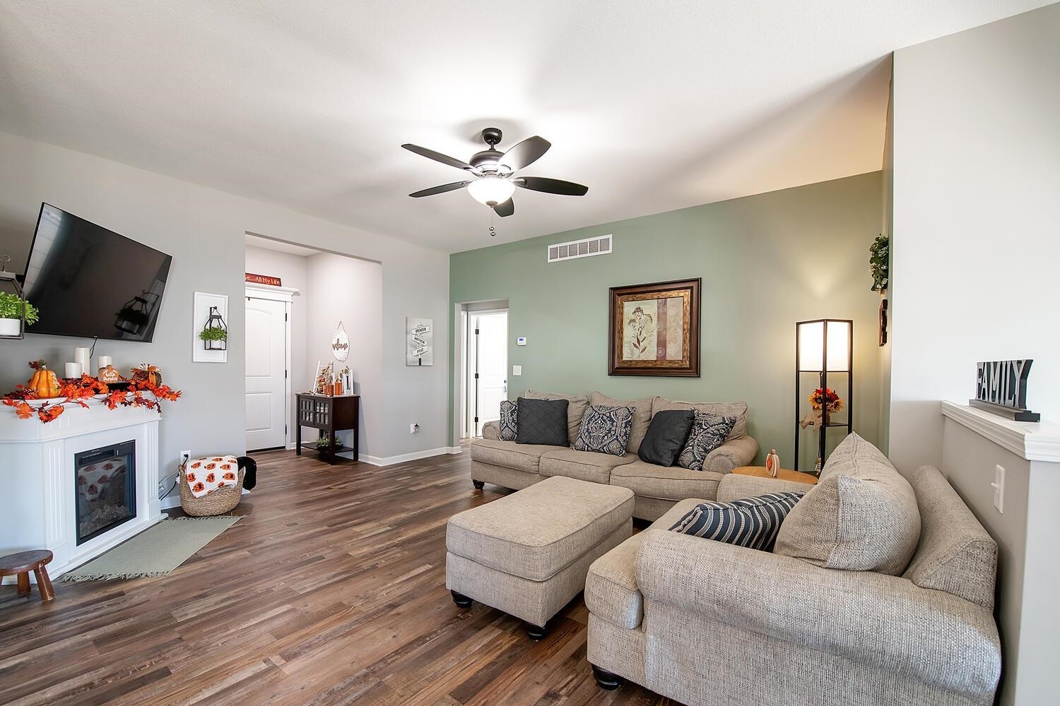 Property Photo:  741 N Casado St  KS 67052 