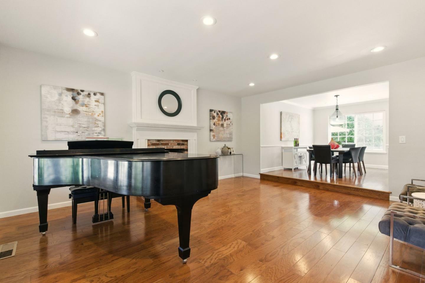 Property Photo: 1347 Vintner Way CA 94566