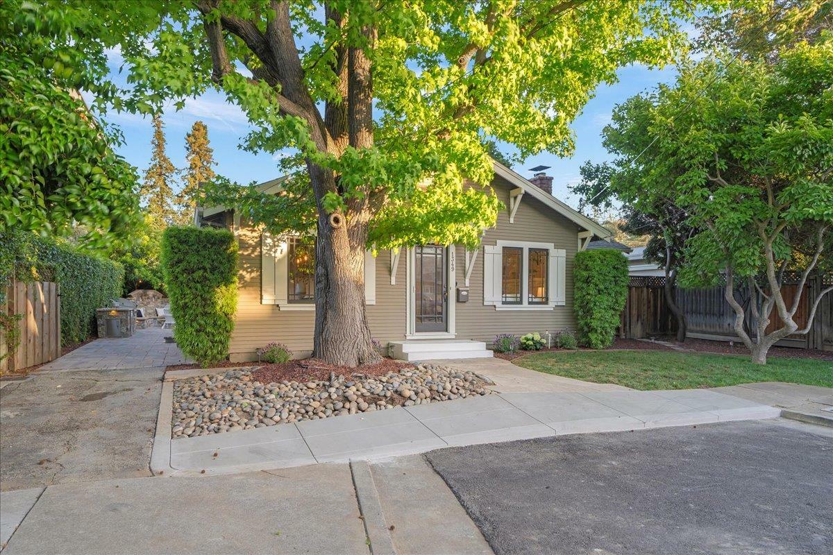 Property Photo: 1349 Iris Court CA 95125