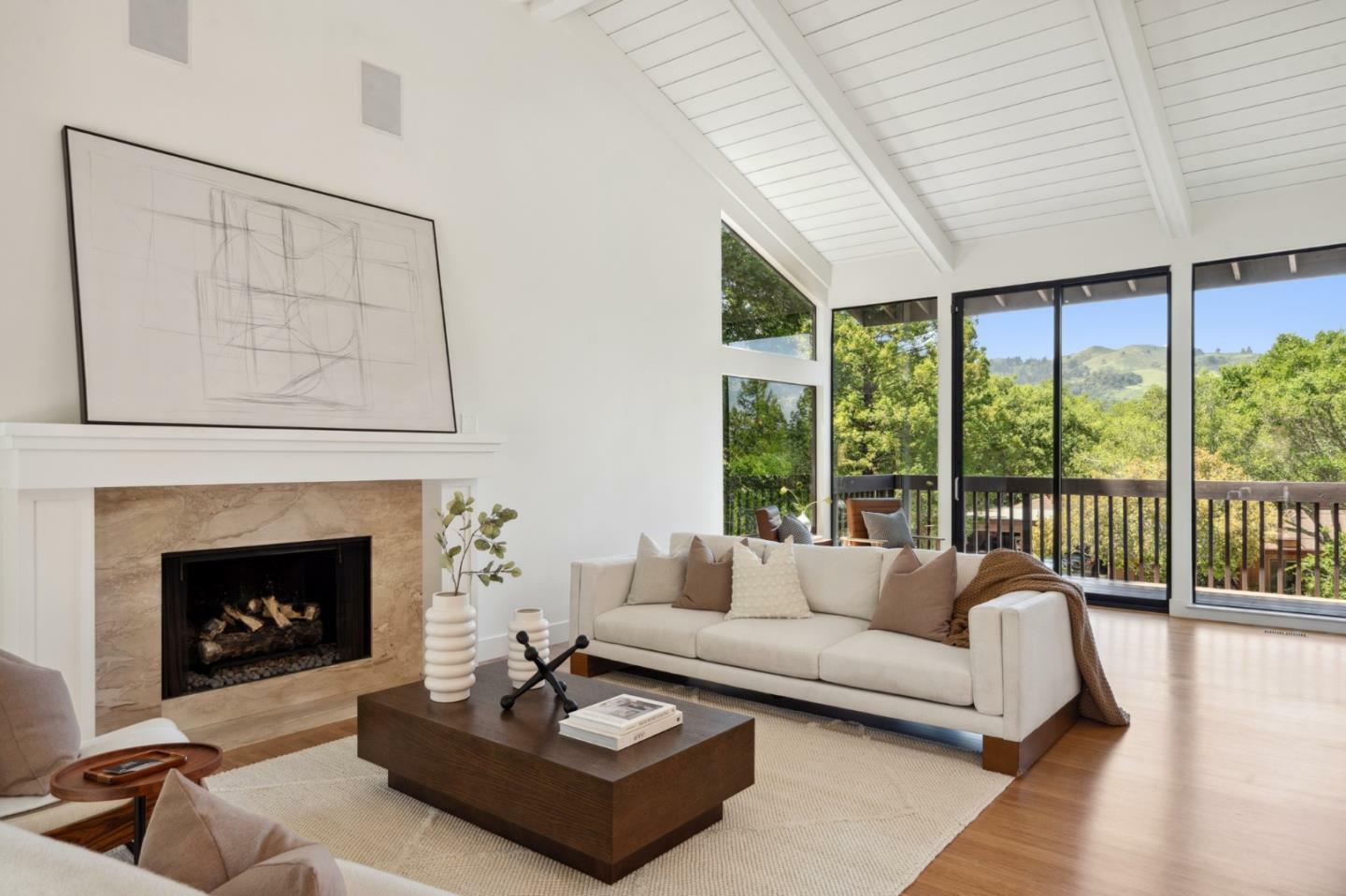 Property Photo: 50 Bear Paw CA 94028