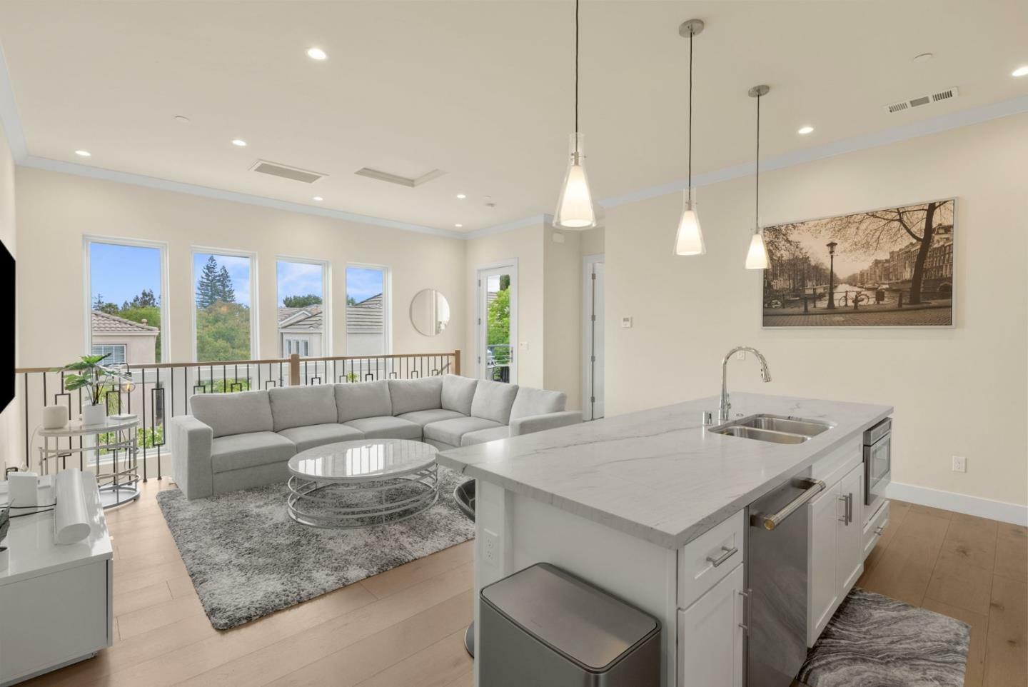 Property Photo: 262 Union Avenue CA 95032