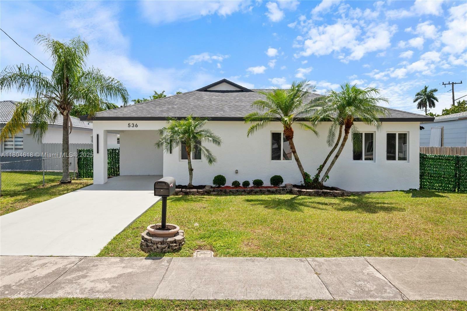 536 NW 7th St  Homestead FL 33030 photo