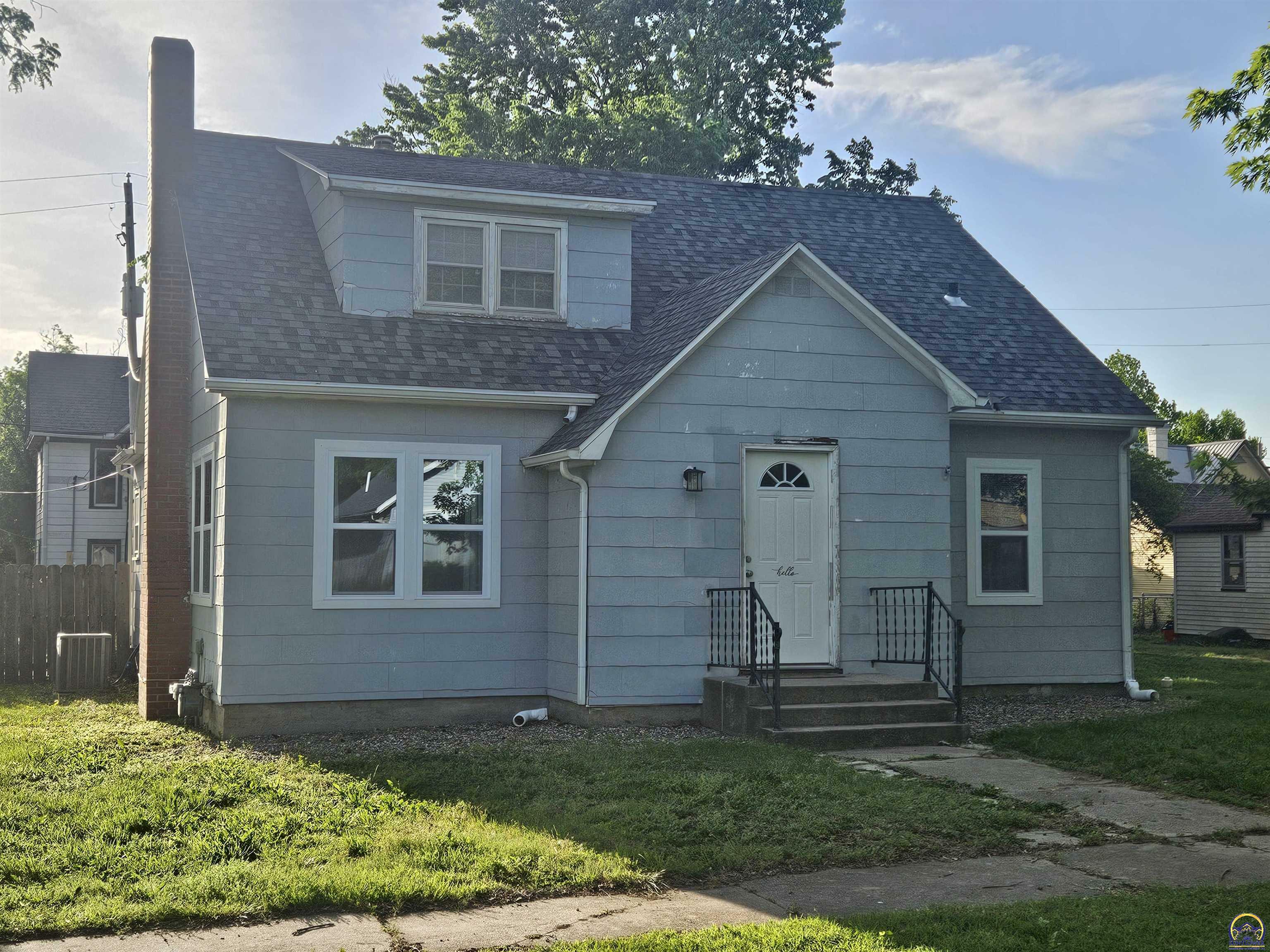 Property Photo: 108 Maple St KS 66845
