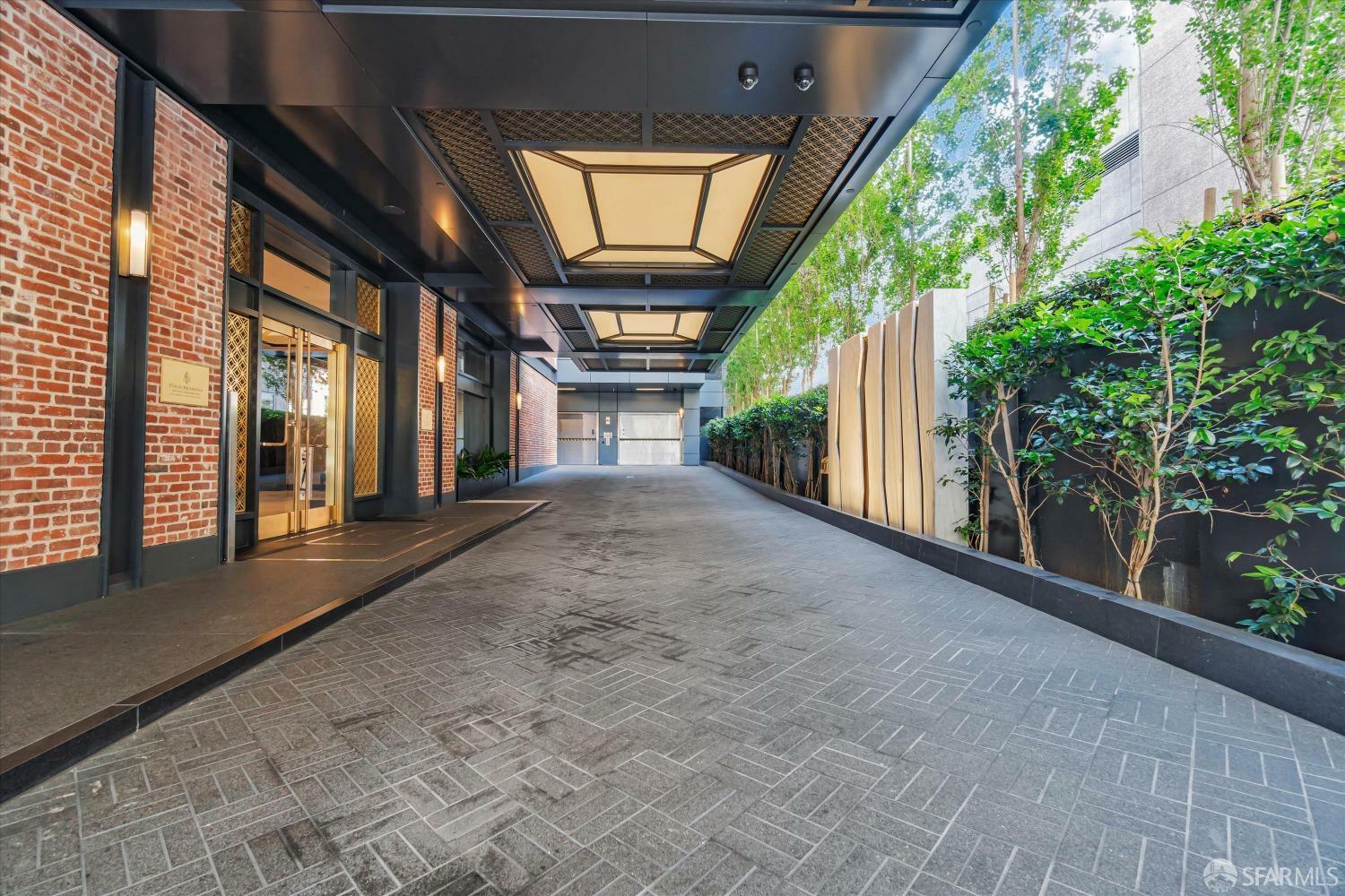 Property Photo: 706 Mission Street 16B CA 94103