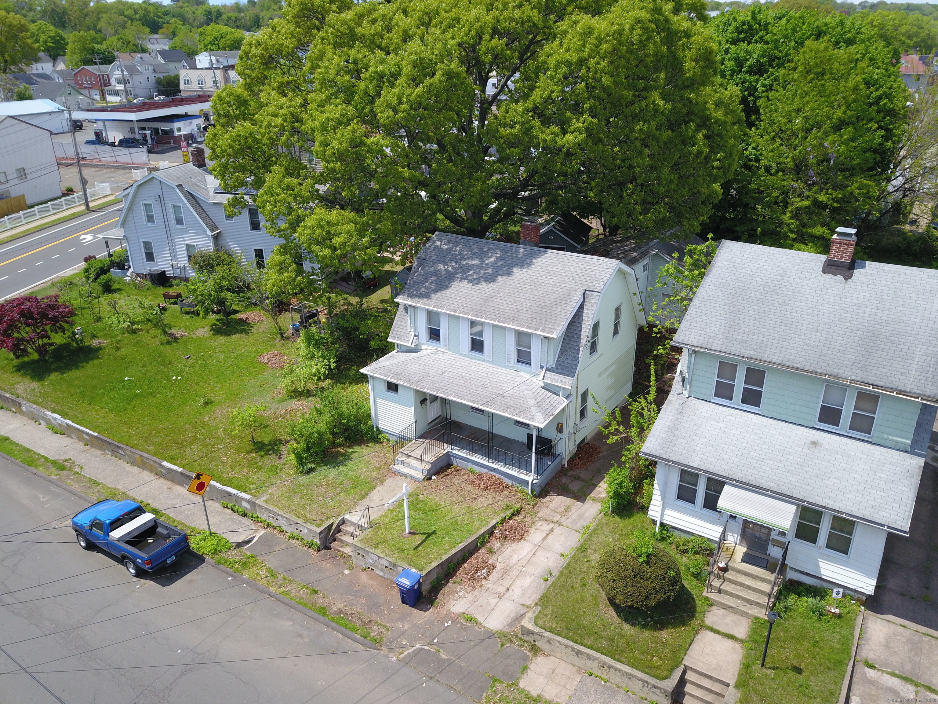 Property Photo: 75 Clifton Street CT 06516