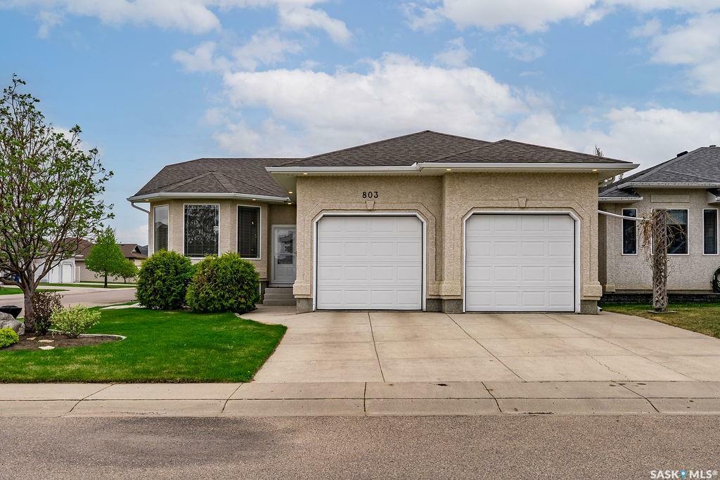 803 Carr Terrace  Saskatoon SK S7S 1L9 photo