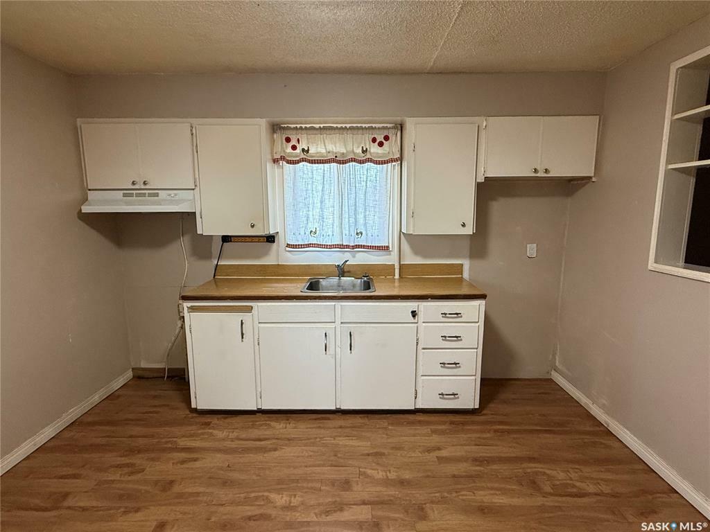 Property Photo: 1799 14th Street W SK S6V 3N7