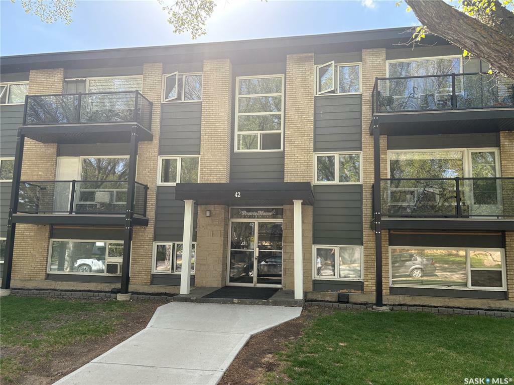42 Spence Street 35  Regina SK S4S 4H4 photo