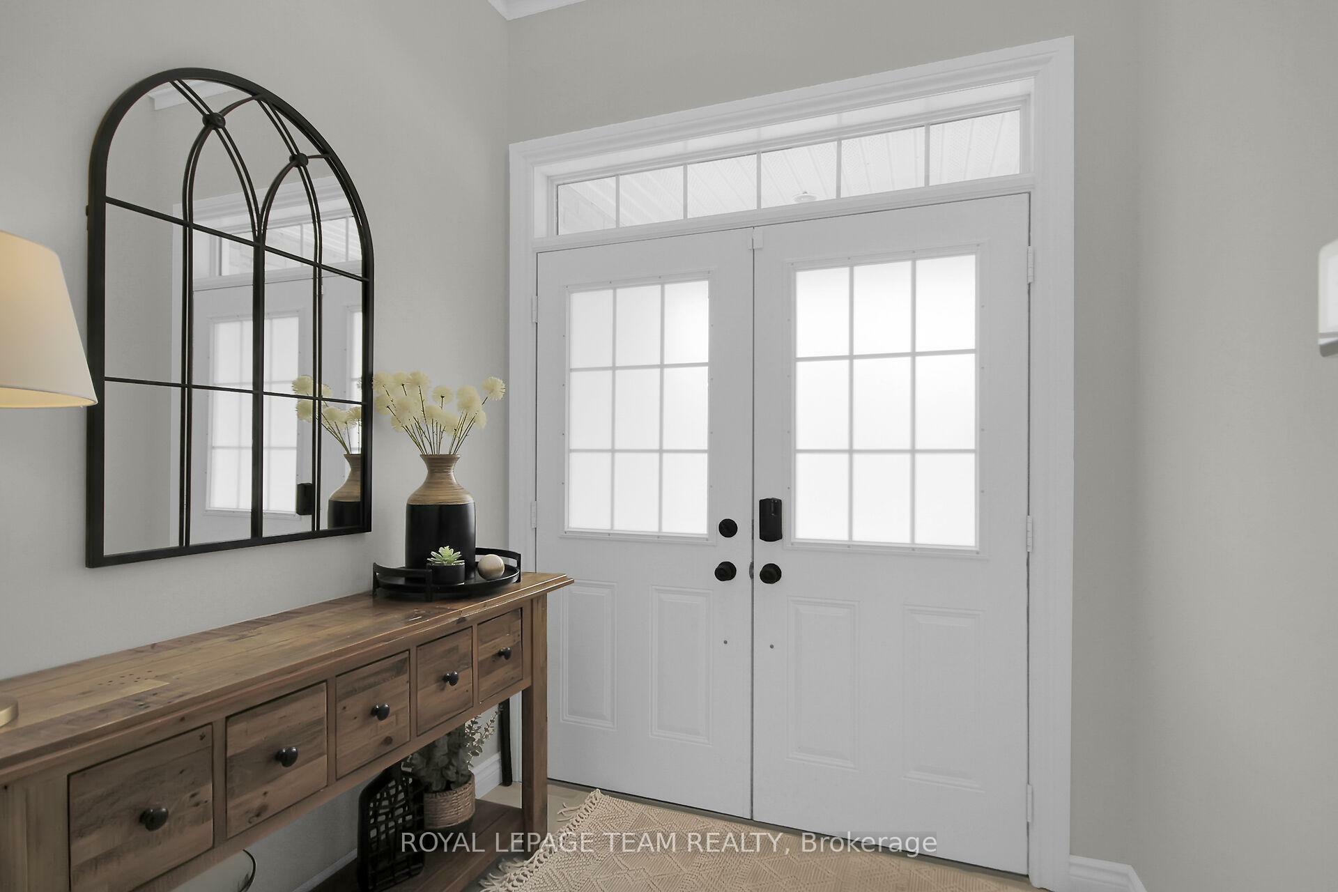 Property Photo: 441 Blackleaf Drive ON K2J 5S7
