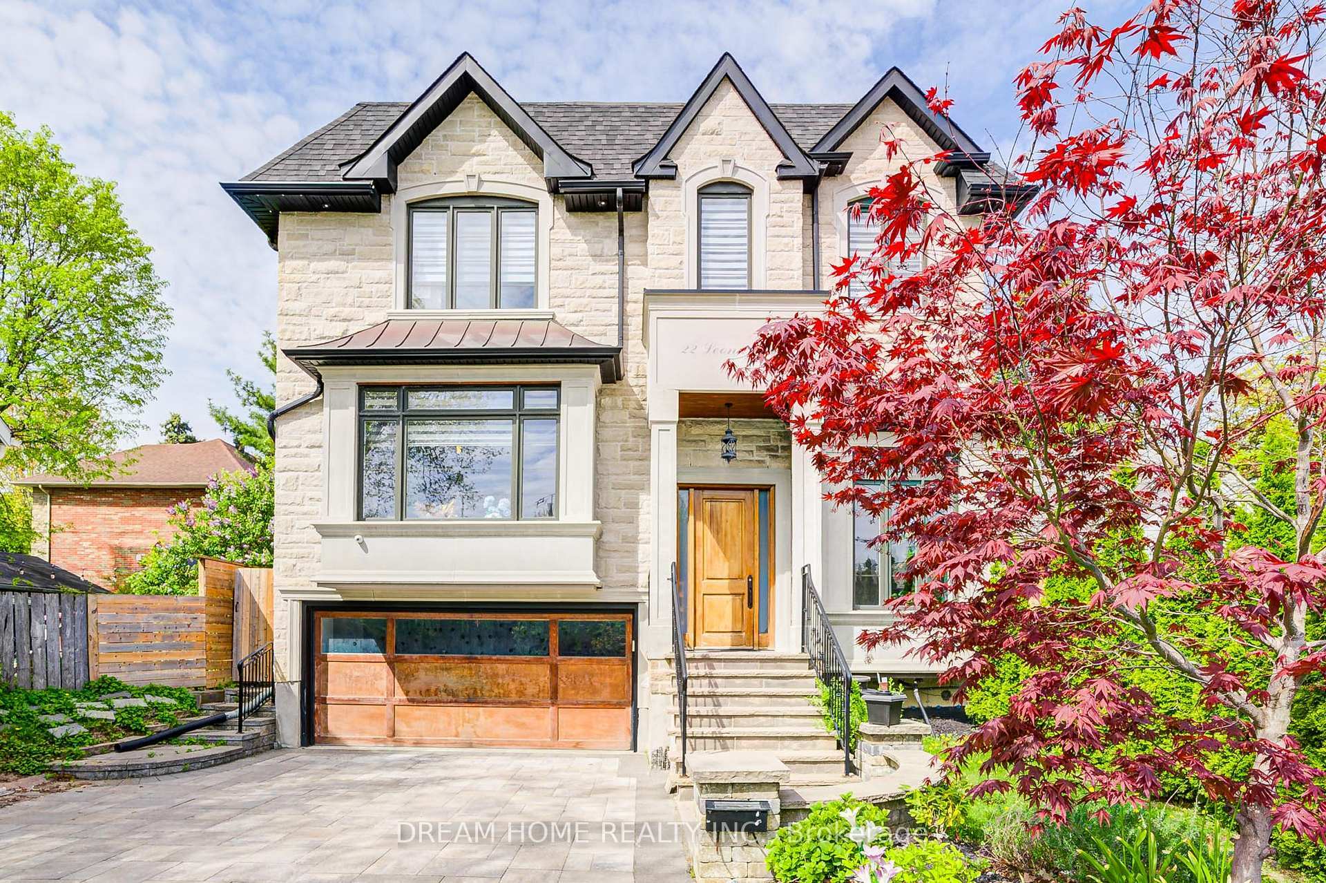 Property Photo: 22 Leona Drive ON M2N 4V5