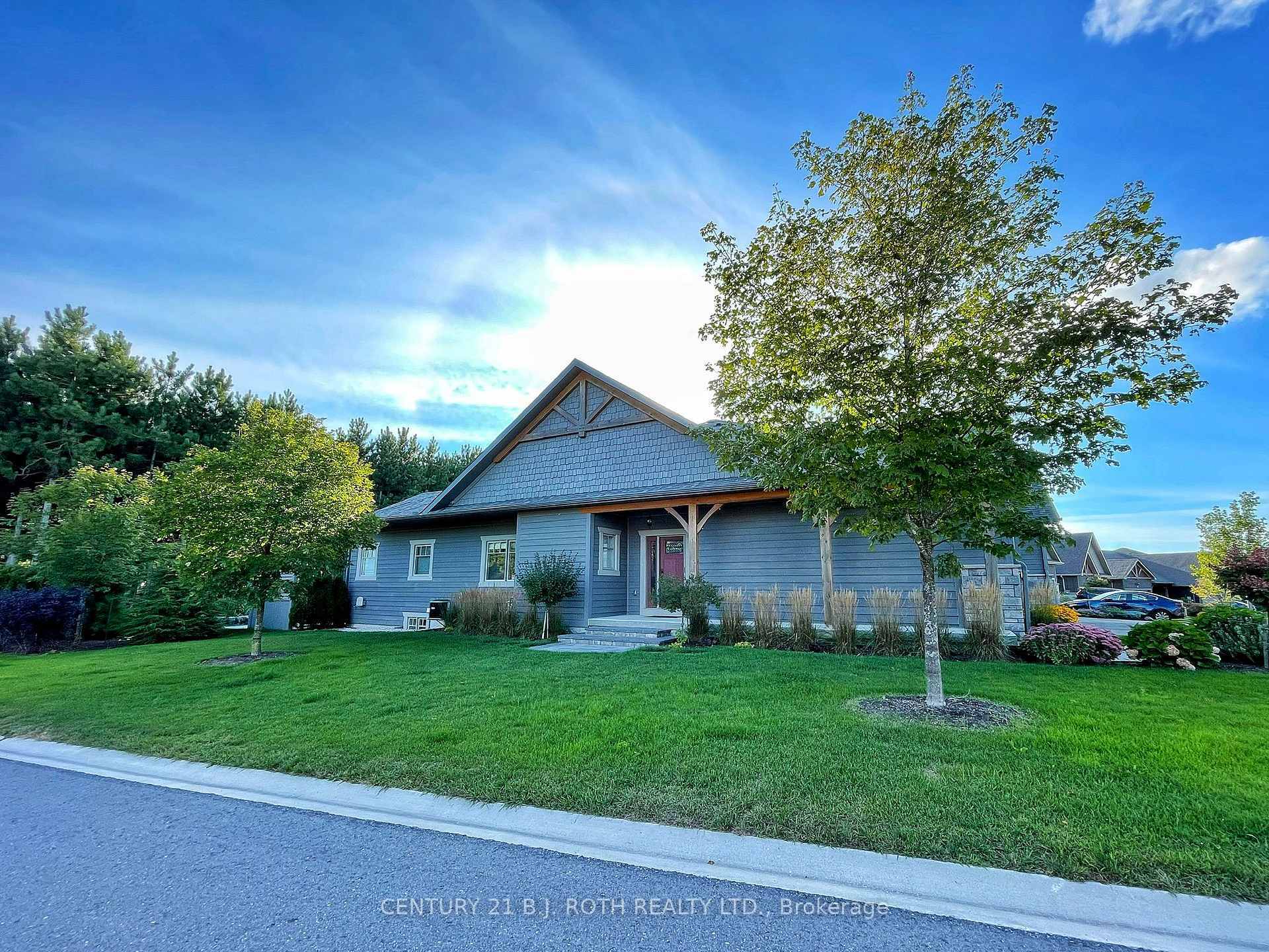 Property Photo: 70 Landscape Drive ON L0L 2L0