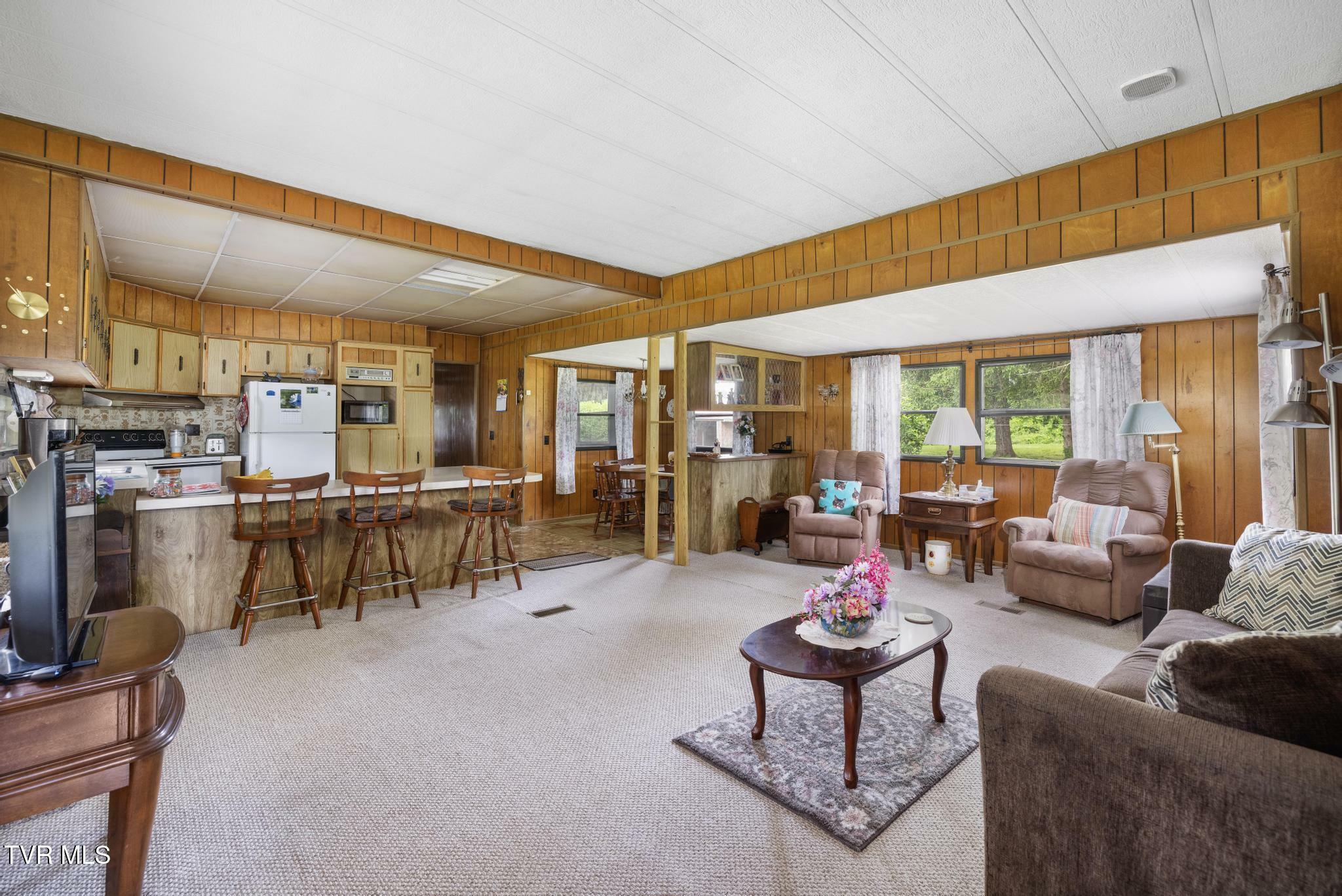 Property Photo: 1940 Hickory Tree Road TN 37618