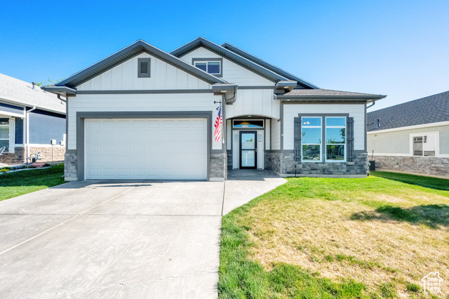 Property Photo: 2081 W Jackson Ln UT 84075