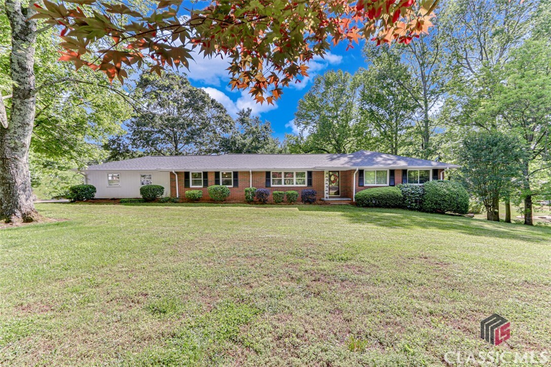 Property Photo: 5771 Athens Street GA 30554