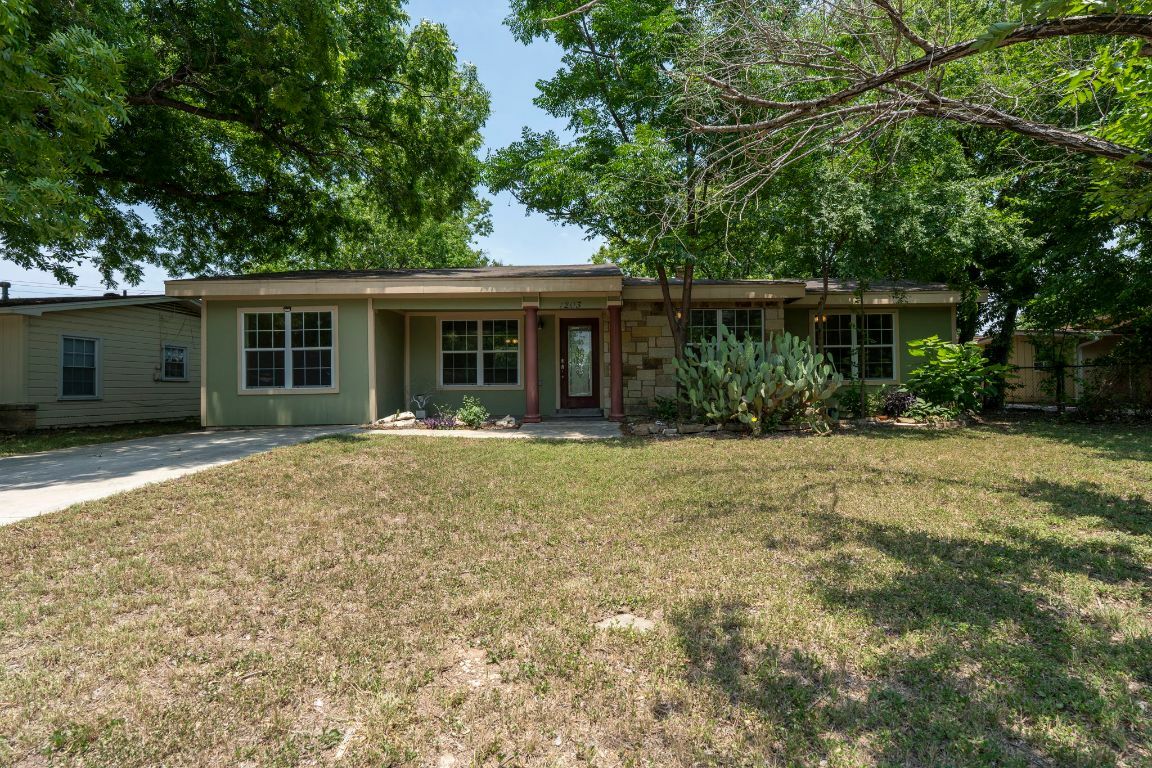 1203 Haynes Street  San Marcos TX 78666 photo