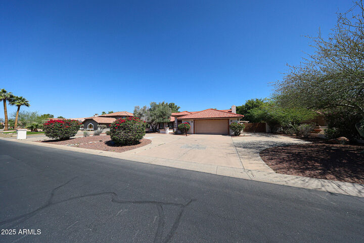 Property Photo:  6940 W Willow Avenue  AZ 85381 
