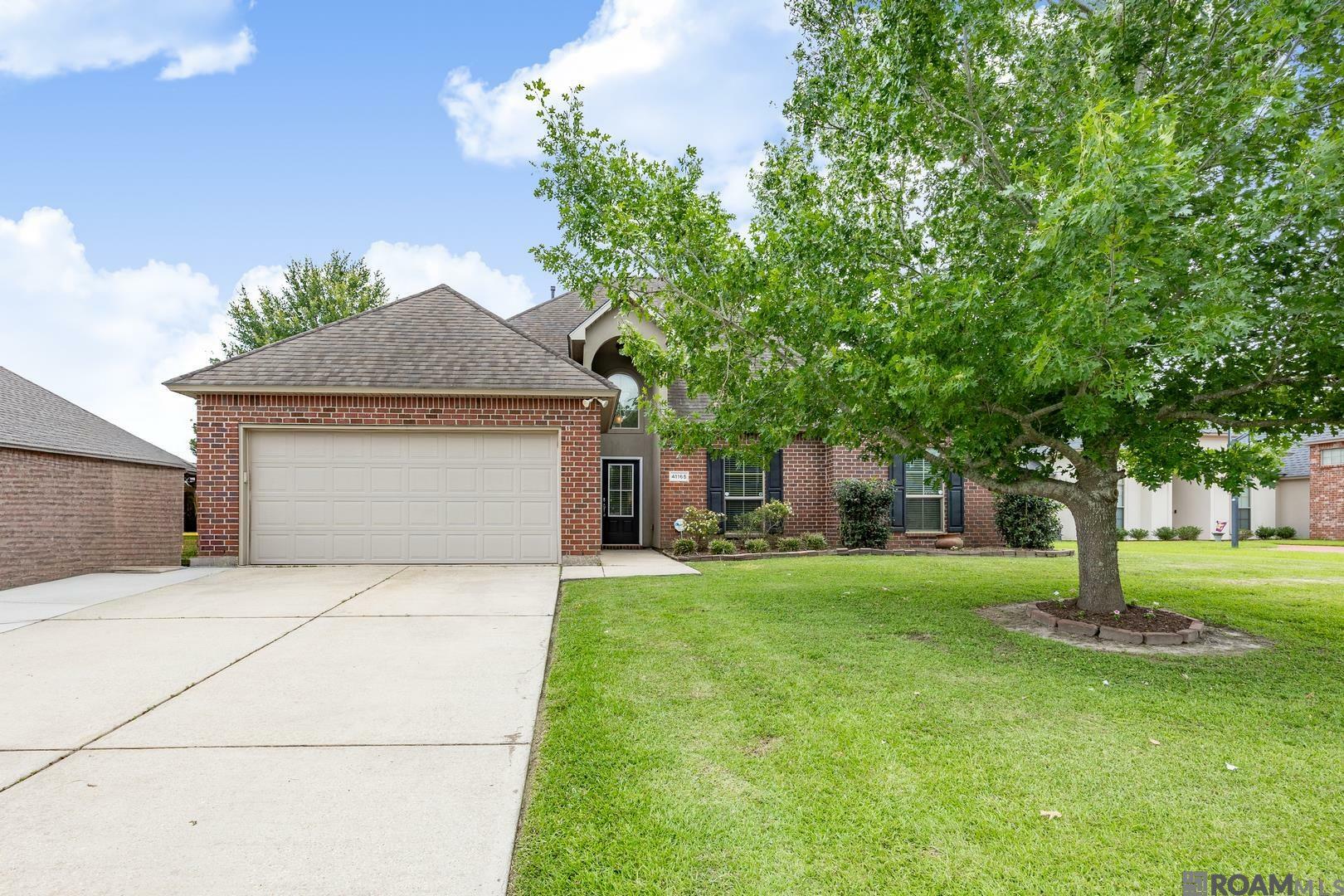 Property Photo:  41165 New Orleans Dr  LA 70778 