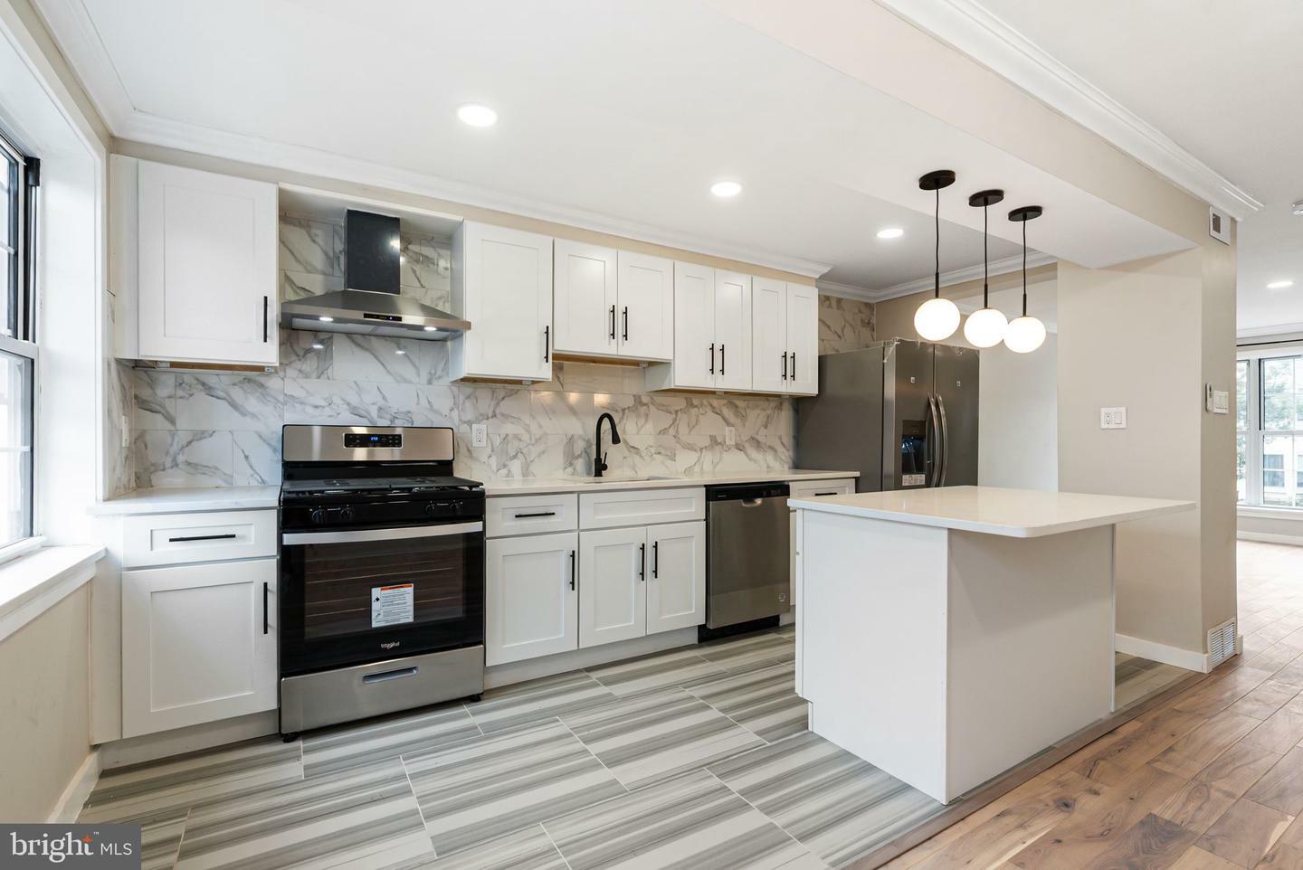 Property Photo: 2936 New Hope Street PA 19145