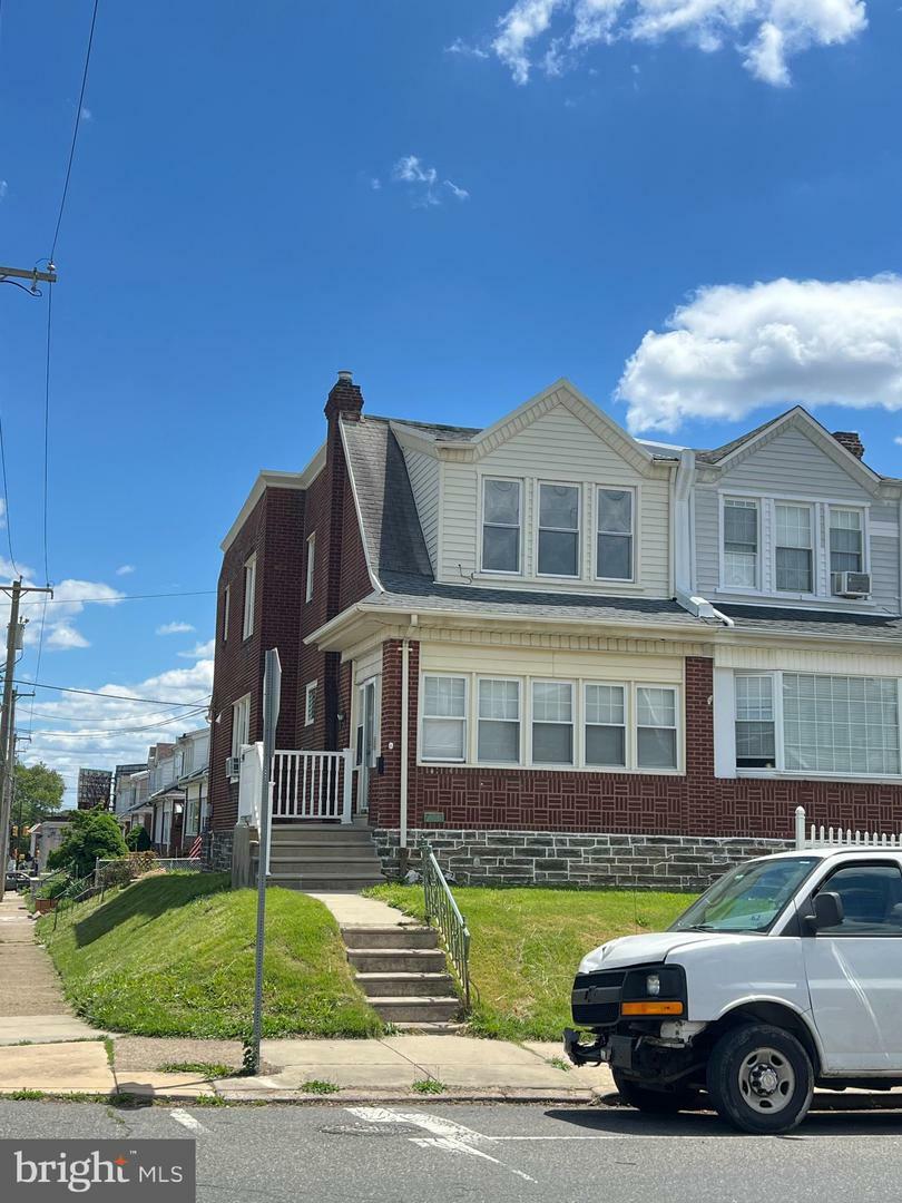 7735 Loretto Avenue  Philadelphia PA 19111 photo