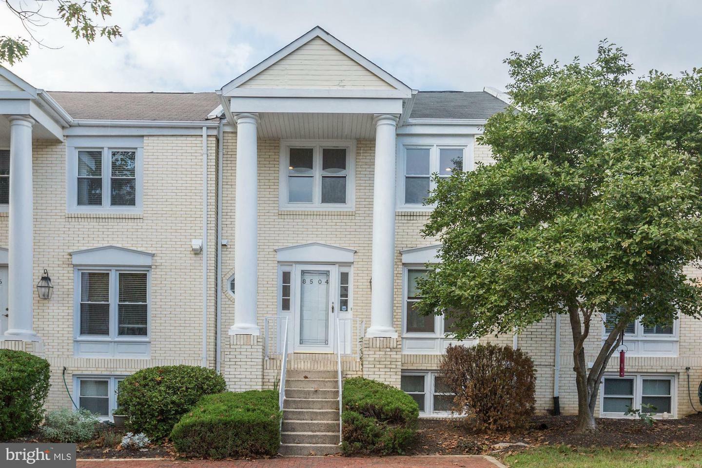 8504 Jeffersonian Court  Vienna VA 22182 photo