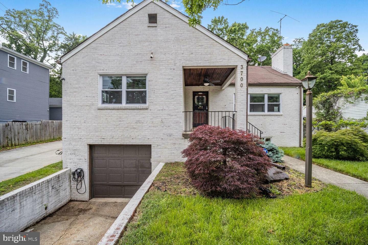 Property Photo: 3700 Southern Avenue SE DC 20020