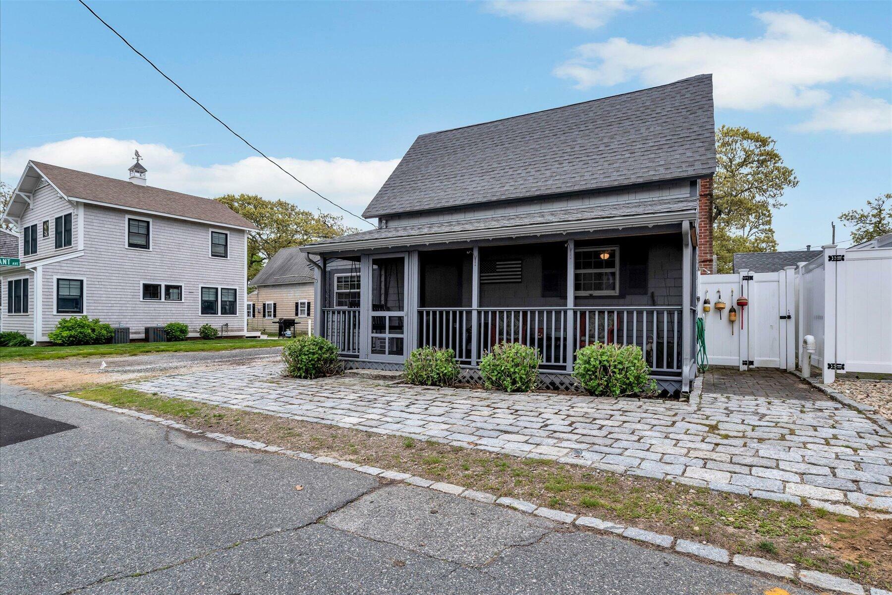 Property Photo: 17 Park Place MA 02646