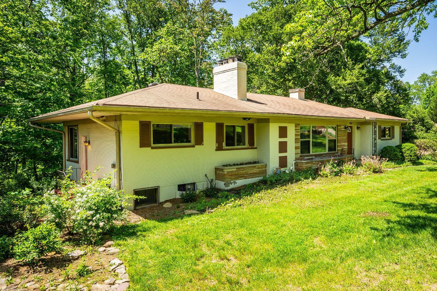 Property Photo: 709 Cedar Crest Lane OH 45230