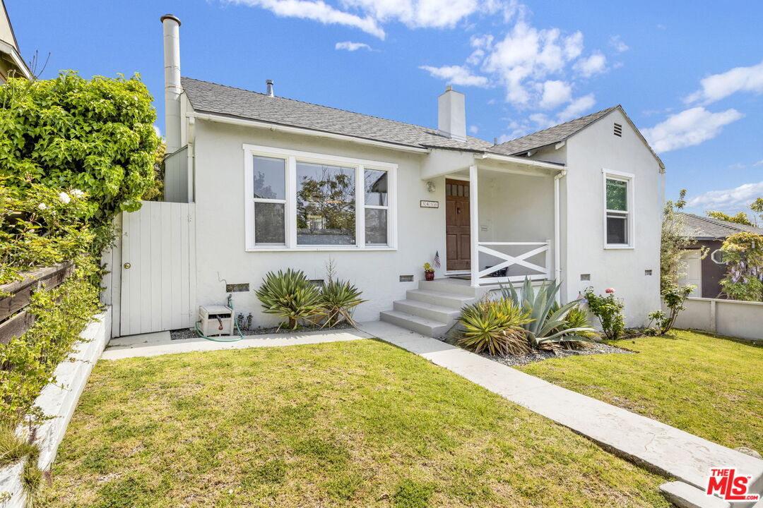 3456 Beethoven St  Los Angeles CA 90066 photo