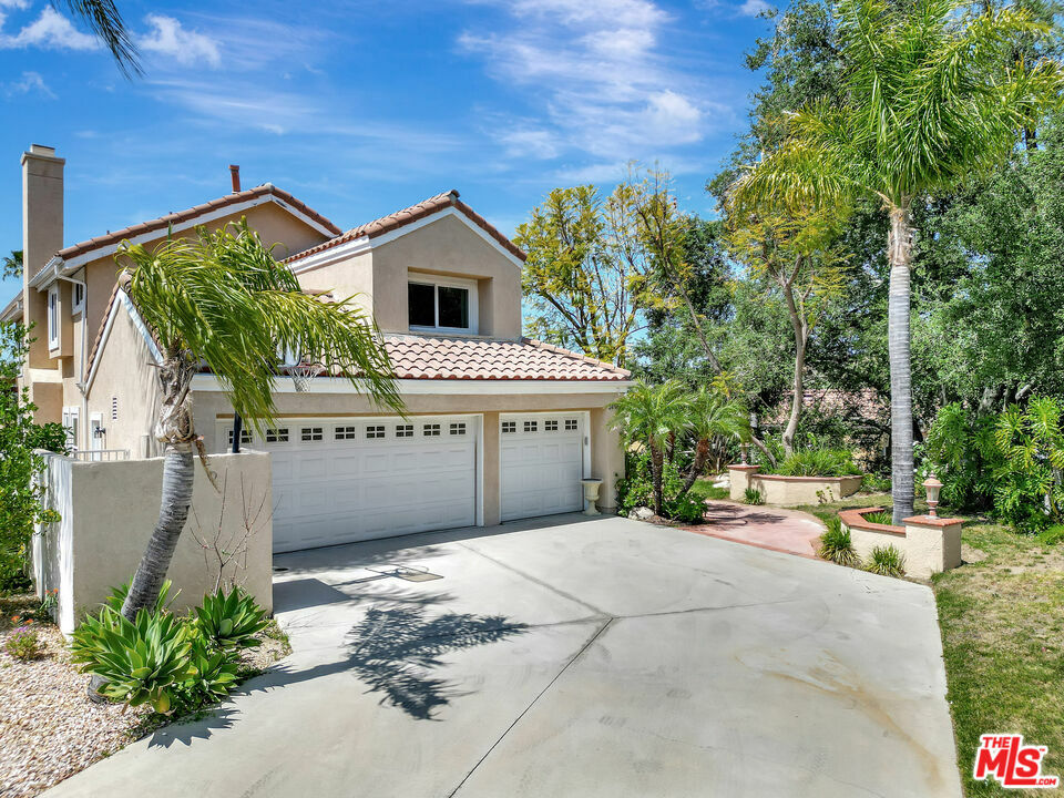 Property Photo: 24701 Calle Conejo CA 91302