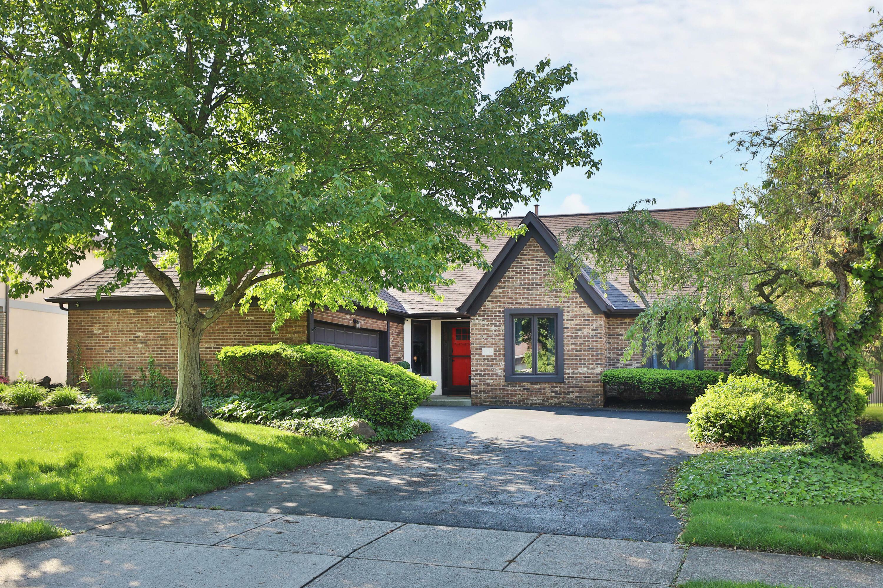 Property Photo: 7775 Pembrook Drive OH 43068