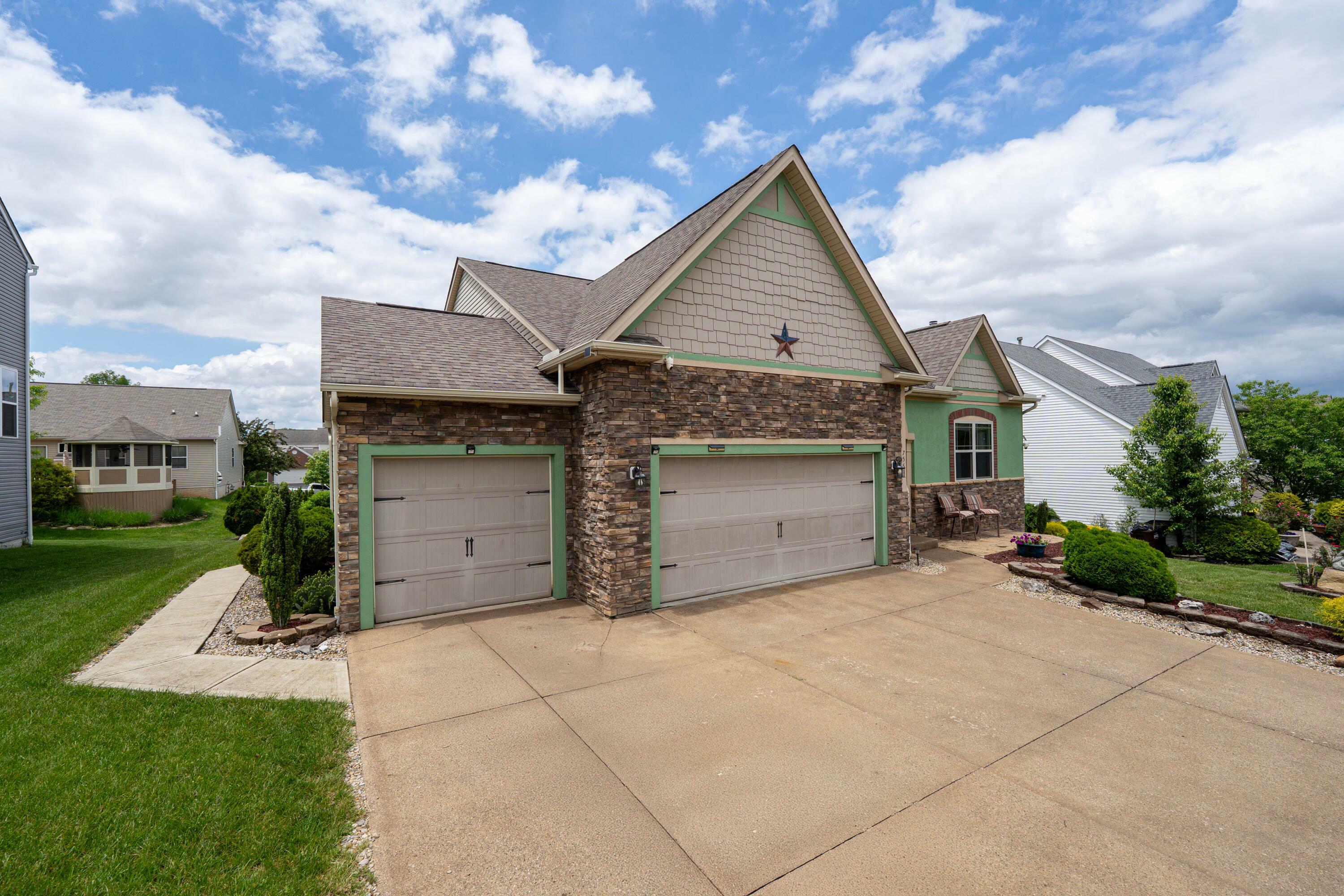 Property Photo: 7563 Jenkins Drive OH 43110