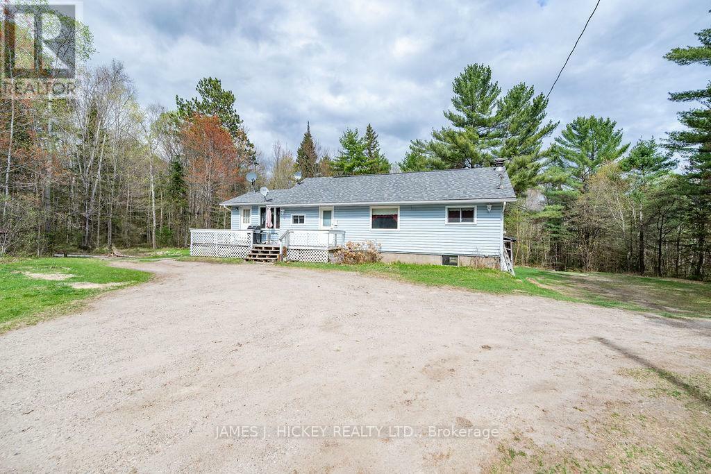 Property Photo: 40388 Highway 17 Highway ON K0J 2K0
