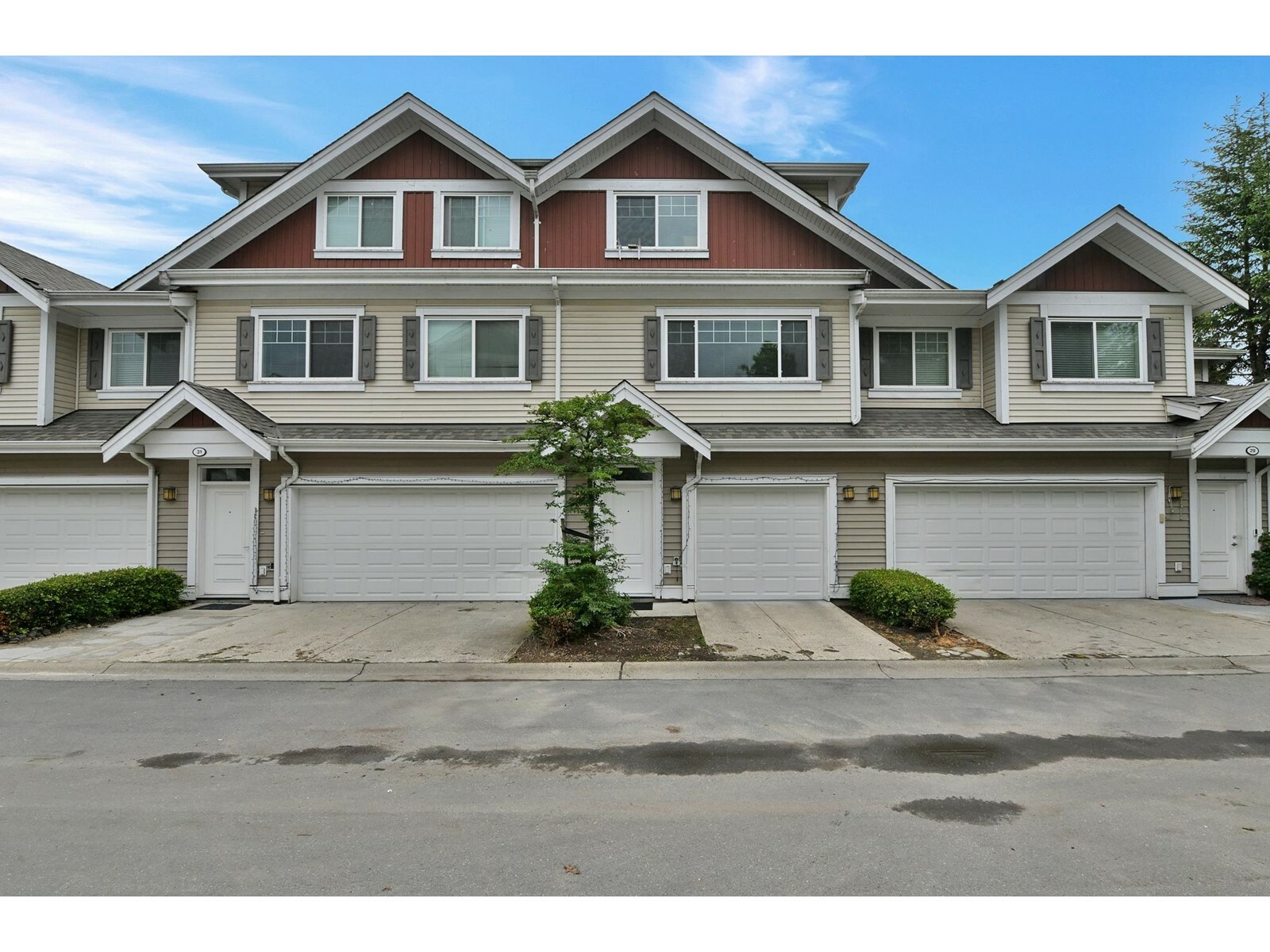 Property Photo: 30748 Cardinal 30 BC V2T 5P5
