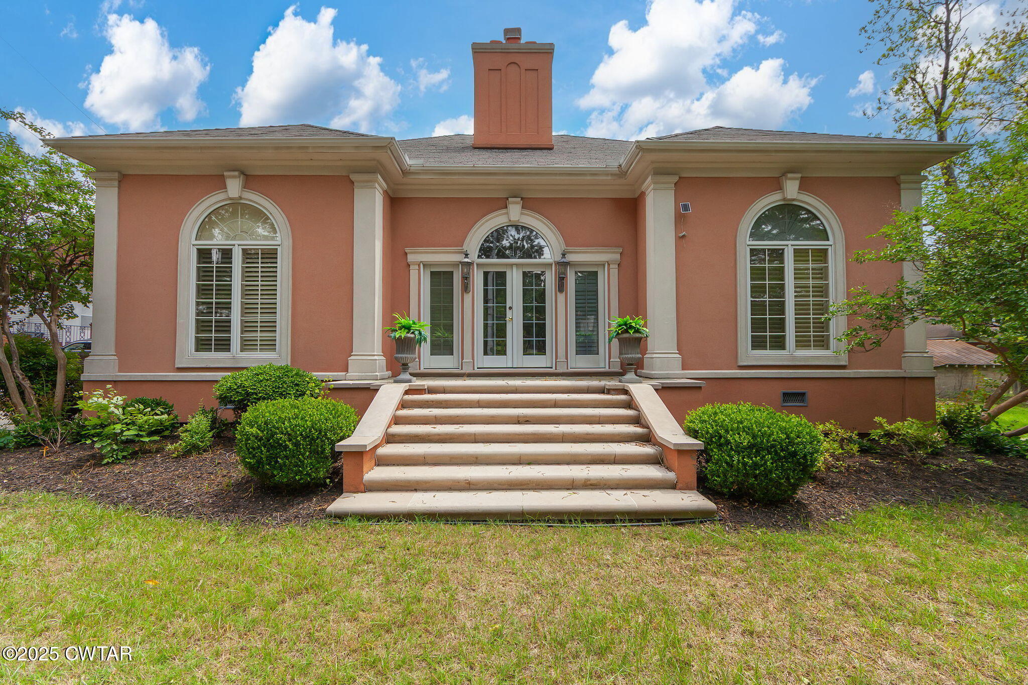 100 N Grand Avenue  Brownsville TN 38012 photo