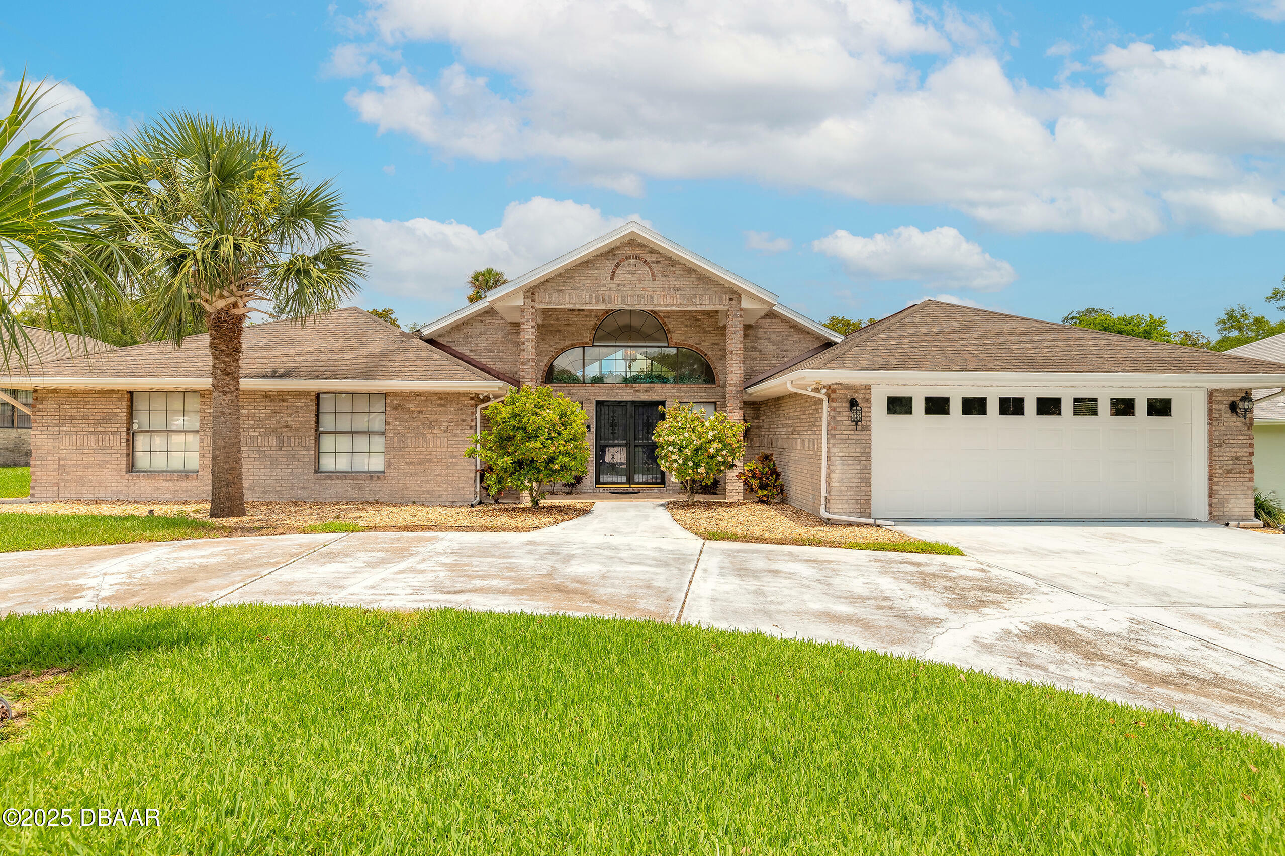 Property Photo: 7 Fernery Trail FL 32174