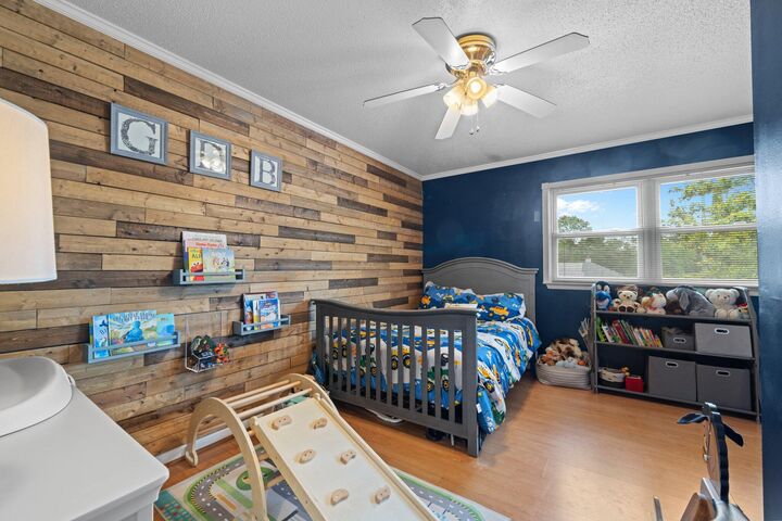Property Photo: 197 Country Club Road FL 32579