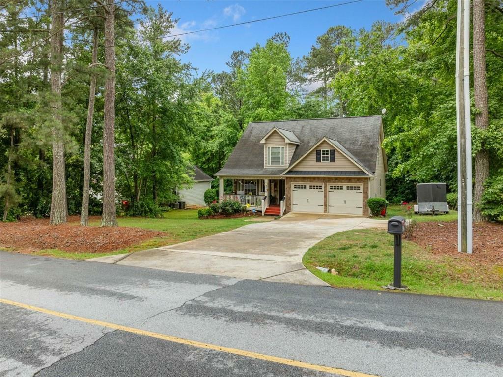 Property Photo: 4079 Essex Drive GA 30180