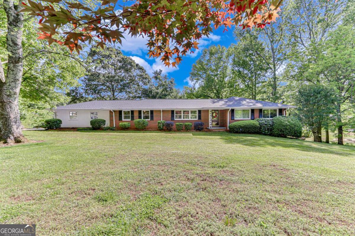 Property Photo: 5771 Athens Street GA 30554