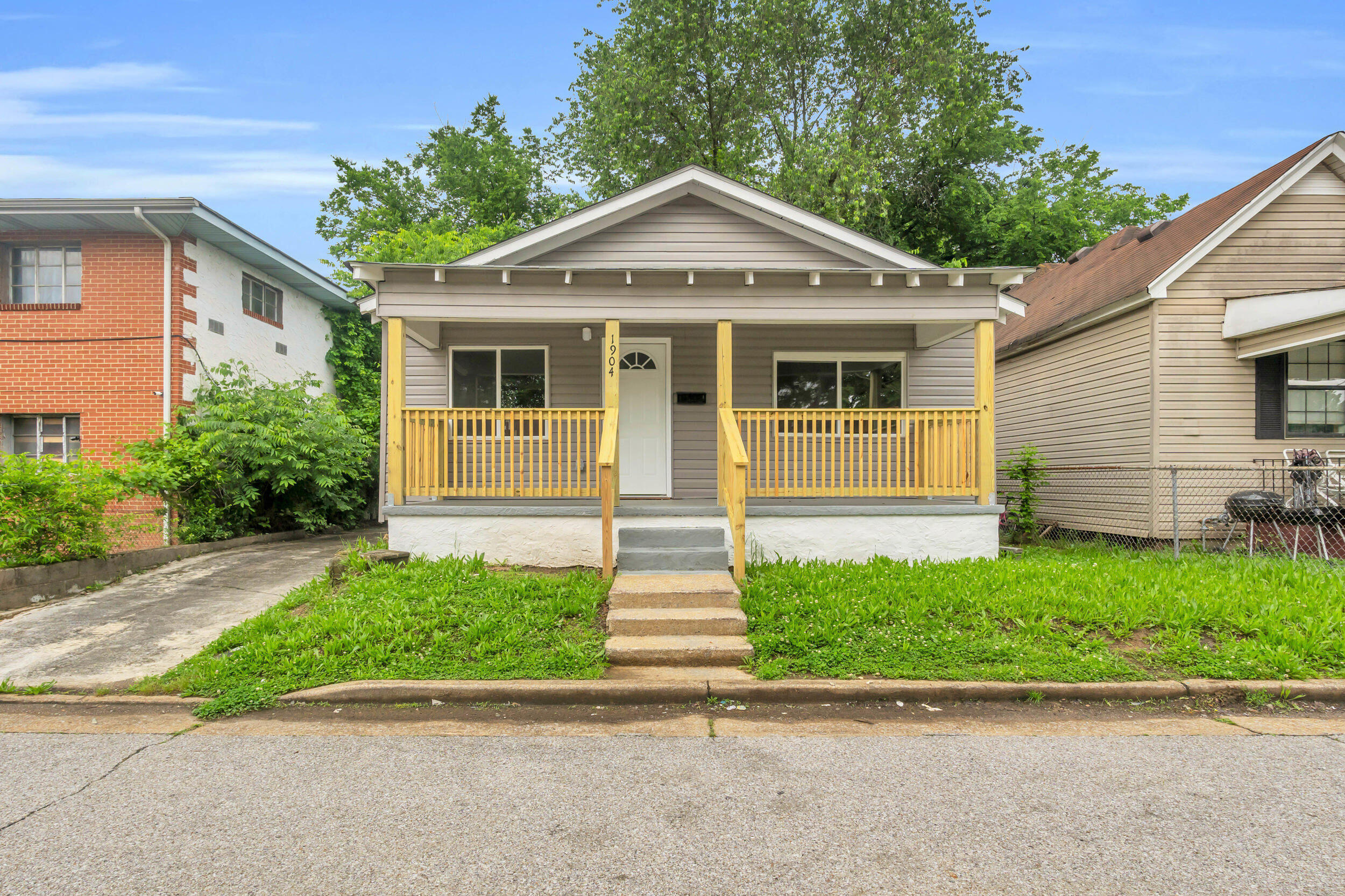 1904 Sharp Street  Chattanooga TN 37404 photo
