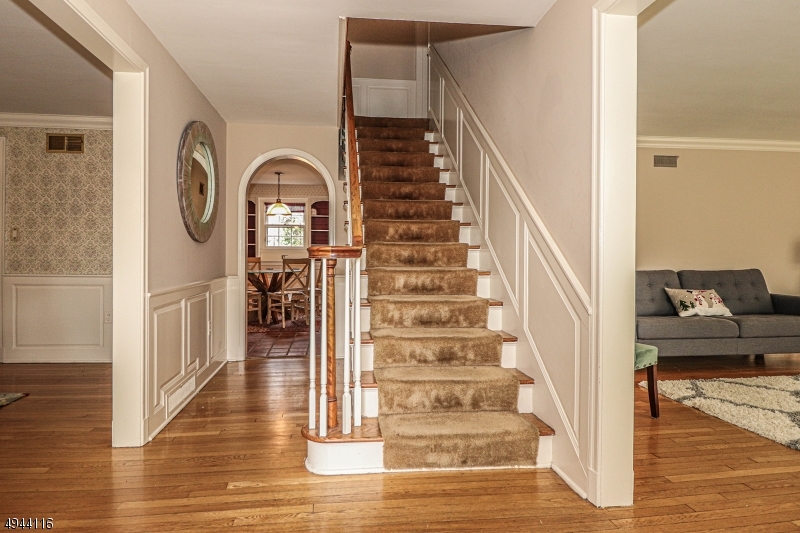 Property Photo: 1775 Sleepy Hollow Ln NJ 07060