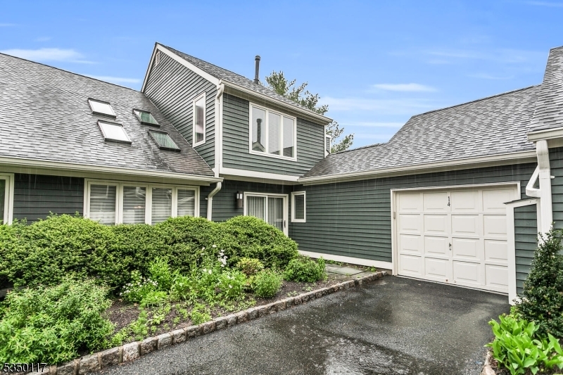 Property Photo: 14 Village Dr NJ 07920